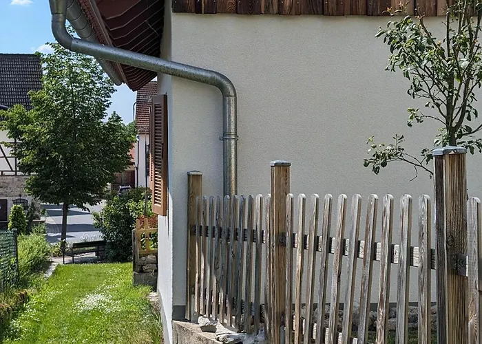 Lindenhof Tiefenellern *